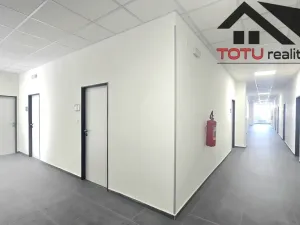 Pronájem kanceláře, Chrudim, Palackého třída, 17 m2