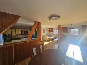 Pronájem bytu 4+kk, Babice, Starobabická, 160 m2