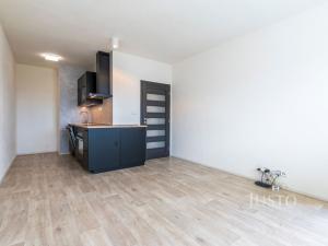 Pronájem bytu 2+kk, Uherské Hradiště, Jabloňová, 56 m2