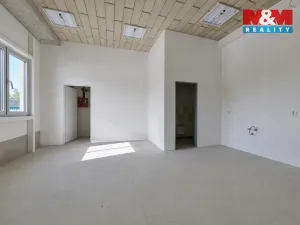 Pronájem skladu, Cheb, Karlova, 2200 m2