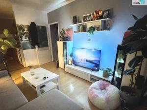 Pronájem bytu 2+kk, Praha - Modřany, K Vystrkovu, 53 m2