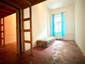 Prodej bytu 3+1, Cheb, Valdštejnova, 82 m2