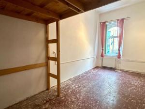 Prodej bytu 3+1, Cheb, Valdštejnova, 82 m2