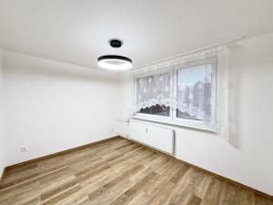 Pronájem bytu 4+kk, Jablonec nad Nisou - Mšeno nad Nisou, S. K. Neumanna, 74 m2