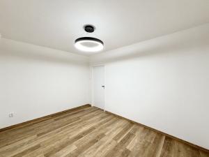 Pronájem bytu 4+kk, Jablonec nad Nisou - Mšeno nad Nisou, S. K. Neumanna, 74 m2