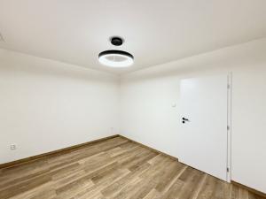 Pronájem bytu 4+kk, Jablonec nad Nisou - Mšeno nad Nisou, S. K. Neumanna, 74 m2