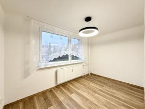 Pronájem bytu 4+kk, Jablonec nad Nisou - Mšeno nad Nisou, S. K. Neumanna, 74 m2