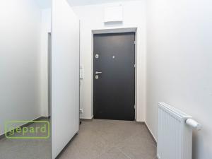 Pronájem bytu 2+kk, Praha, Huppnerova, 53 m2