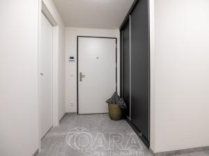 Pronájem bytu 3+kk, Praha - Modřany, Mezi vodami, 87 m2