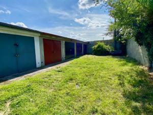 Pronájem garáže, Kladno, U Cihelny, 21 m2