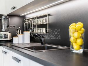 Prodej bytu 3+1, Praha, 75 m2