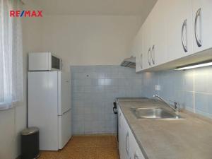 Pronájem bytu 2+1, Praha - Břevnov, Na Petřinách, 54 m2