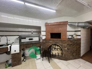 Pronájem restaurace, Praha - Nusle, náměstí Generála Kutlvašra, 300 m2