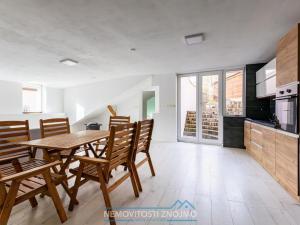 Prodej vícegeneračního domu, Znojmo, Koželužská, 170 m2