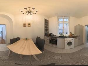 Prodej bytu 2+1, Praha - Nové Město, Ve Smečkách, 66 m2