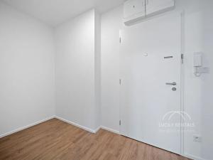 Pronájem bytu 1+kk, Praha - Chodov, Líbalova, 30 m2