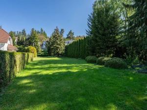 Prodej pozemku, Družec, V Zátiší, 1655 m2