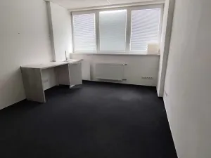 Pronájem kanceláře, Kolín, Plynárenská, 37 m2