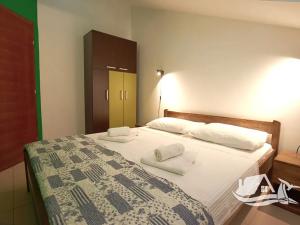 Prodej vícegeneračního domu, Vodice, Chorvatsko, 1230 m2