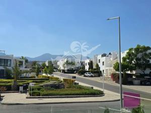 Prodej bytu 2+1, Agios Amvrosios Keryneias, Kypr, 83 m2