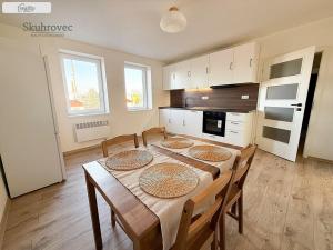 Pronájem bytu 3+kk, Nymburk, Hálkova, 65 m2