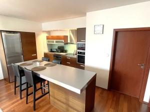 Prodej bytu 3+kk, Jesenice, Cedrová, 95 m2