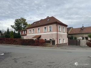 Pronájem bytu 1+kk, Praha - Dubeč, Starodubečská, 22 m2