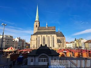 Pronájem bytu 2+kk, Plzeň, náměstí Republiky, 62 m2