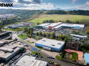 Pronájem obchodního prostoru, Ústí nad Labem - Všebořice, Podhoří, 1210 m2