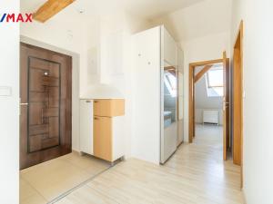 Pronájem bytu 2+kk, Praha - Libeň, Davídkova, 40 m2