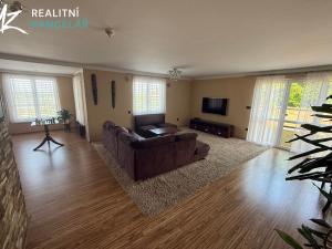 Prodej obchodního prostoru, Mrsklesy, 437 m2