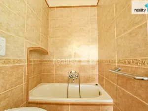 Pronájem bytu 2+1, Liberec - Liberec III-Jeřáb, Barvířská, 65 m2