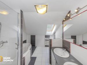 Prodej rodinného domu, Lukoveček, Sýkoří, 581 m2