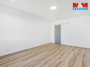 Prodej bytu 3+1, Děčín - Děčín III-Staré Město, Jezdecká, 60 m2