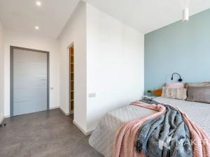 Pronájem bytu 3+1, Praha - Kamýk, Zárubova, 83 m2