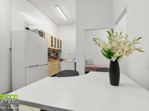 Pronájem ubytování, Uherské Hradiště, náměstí Republiky, 92 m2