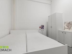 Pronájem ubytování, Uherské Hradiště, náměstí Republiky, 92 m2
