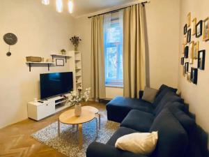 Pronájem bytu 2+kk, Praha - Vinohrady, Lucemburská, 50 m2