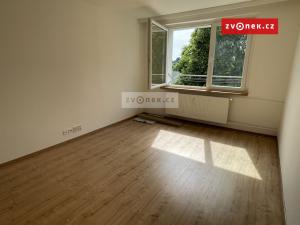 Pronájem bytu 1+1, Zlín, Javorová, 35 m2