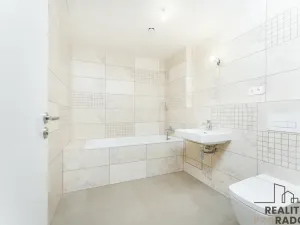 Prodej bytu 4+kk, Praha, Zimova, 89 m2