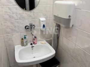 Pronájem kanceláře, Frýdek-Místek, Zámecké nám., 25 m2