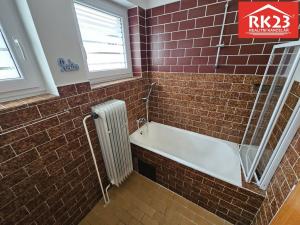 Prodej bytu 3+1, Mariánské Lázně - Hamrníky, třída Vítězství, 79 m2