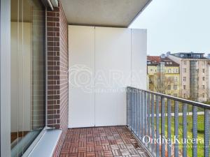 Pronájem bytu 2+kk, Praha - Vinohrady, Korunní, 69 m2