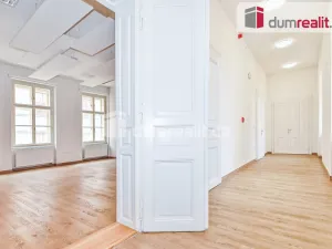 Pronájem kanceláře, Praha - Nové Město, Národní, 113 m2
