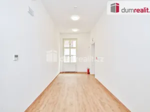 Pronájem kanceláře, Praha - Nové Město, Národní, 113 m2