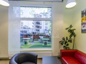 Pronájem restaurace, Praha - Čakovice, Theinova, 187 m2