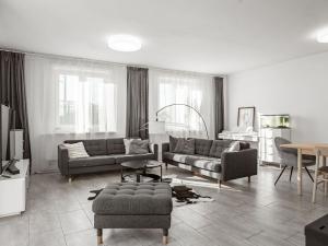 Prodej komerční nemovitosti, Šimanov, 480 m2