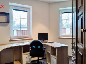 Pronájem rodinného domu, Pětihosty, 350 m2