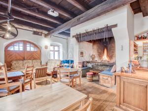 Pronájem restaurace, Příbor, Místecká, 48 m2