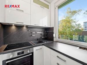 Pronájem bytu 1+kk, Praha - Chodov, Benkova, 30 m2